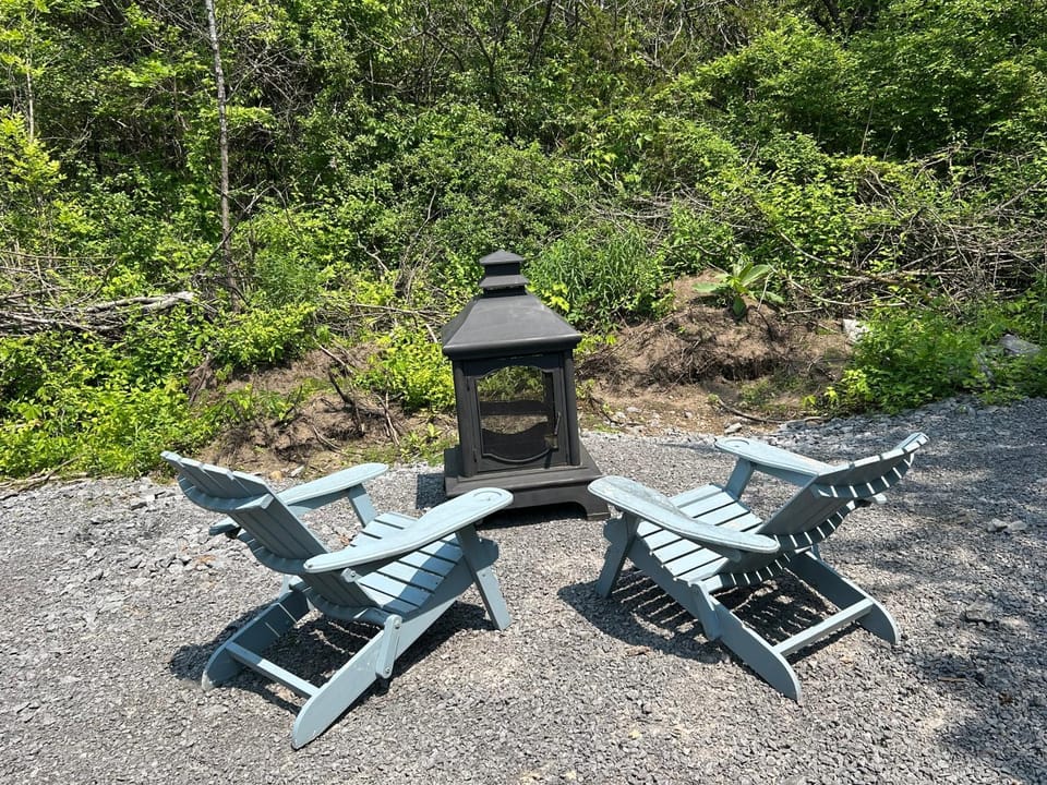 Glampanee - off grid SITE 2 Luxury tent in Greater Napanee