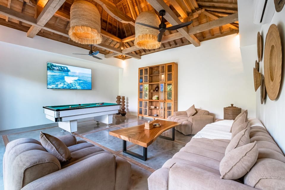 Villa Naga - Spacious luxury 4bdrs villa - central Bingin Villa in Bali