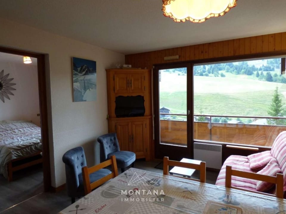 Appartement confortable avec balcon pour 6 personnes - FR-1-458-231 Apartment in Le Grand-Bornand
