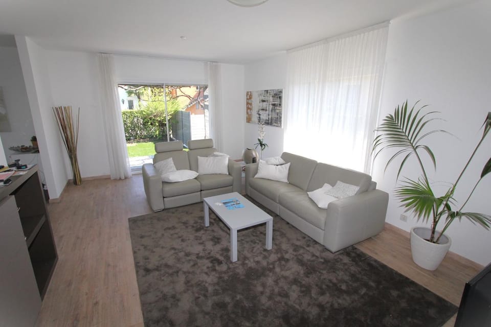 Casa Ermenegilda, 4,5-Zimmerhaus by HolAp SA House in Ascona