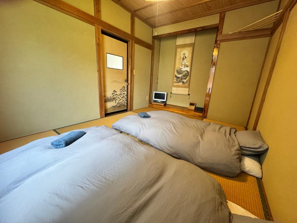 Azetoshi Lodge Inn in Nozawaonsen