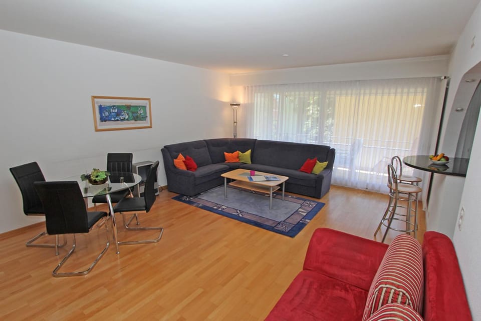 Alle Vigne, 1 Stock by HolAp SA Apartment in Ascona