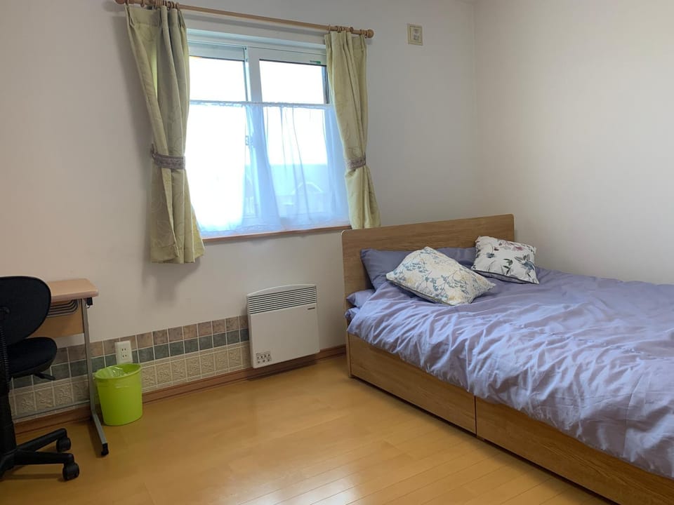 Cozy Penguin House砂川 Bed and Breakfast in Hokkaido Prefecture