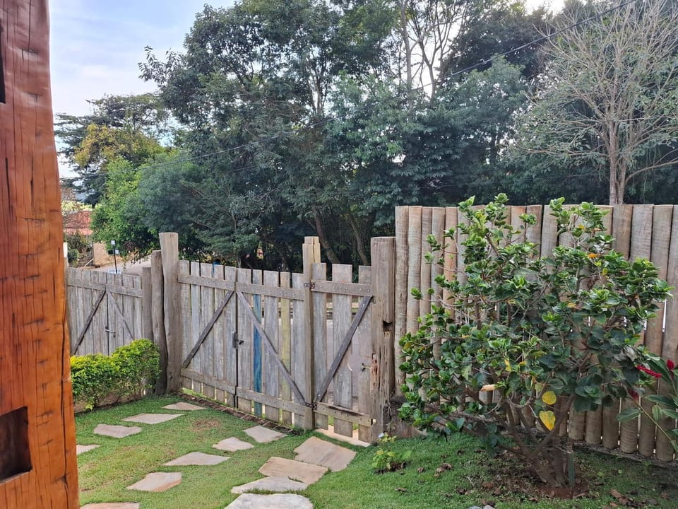 Chalé Cores da Mata Inaugurado recente - novinho House in Carrancas