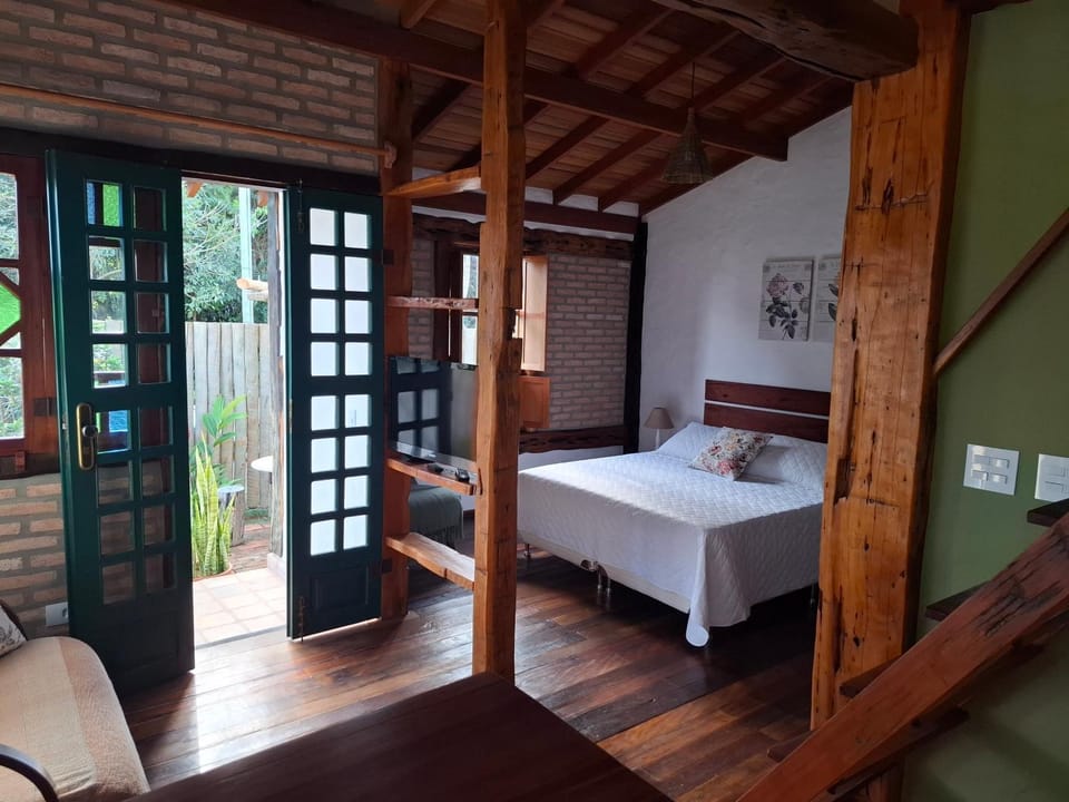 Chalé Cores da Mata Inaugurado recente - novinho House in Carrancas