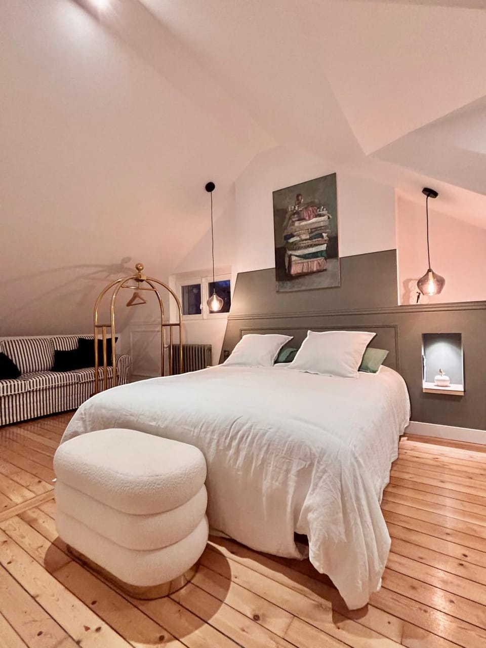 La Folie Giverny - Villa Premium - 3 Suites VIP - 8 Pièces 150M2- Centre Village - Maison privatisée -Jardin paysagé - Parking- Villa in Giverny