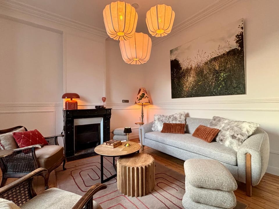 La Folie Giverny - Villa Premium - 3 Suites VIP - 8 Pièces 150M2- Centre Village - Maison privatisée -Jardin paysagé - Parking- Villa in Giverny