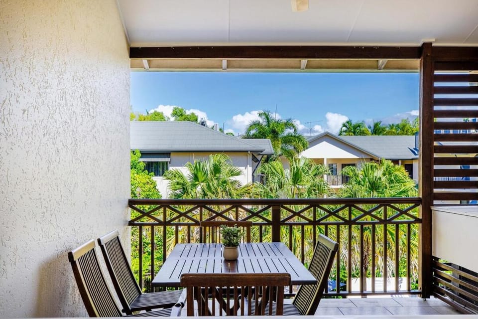 21 Freestyle Apartment with POOL VIEW Apartment in Port Douglas