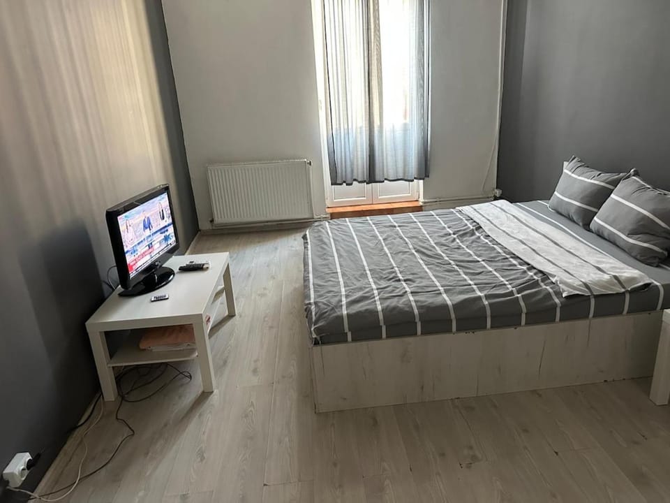 D&D Studio 1 Apartment in Bucharest