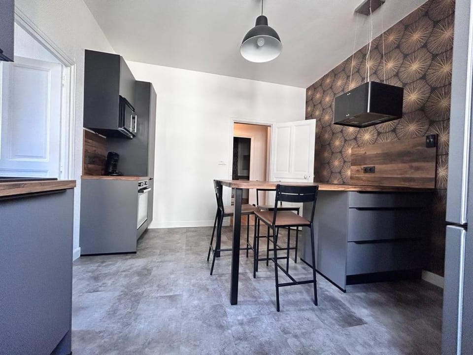 Appart 6 pers - Pradelle 2 Apartment in Clermont-Ferrand