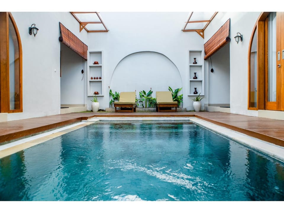 View (from property/room), Pool view, Swimming pool