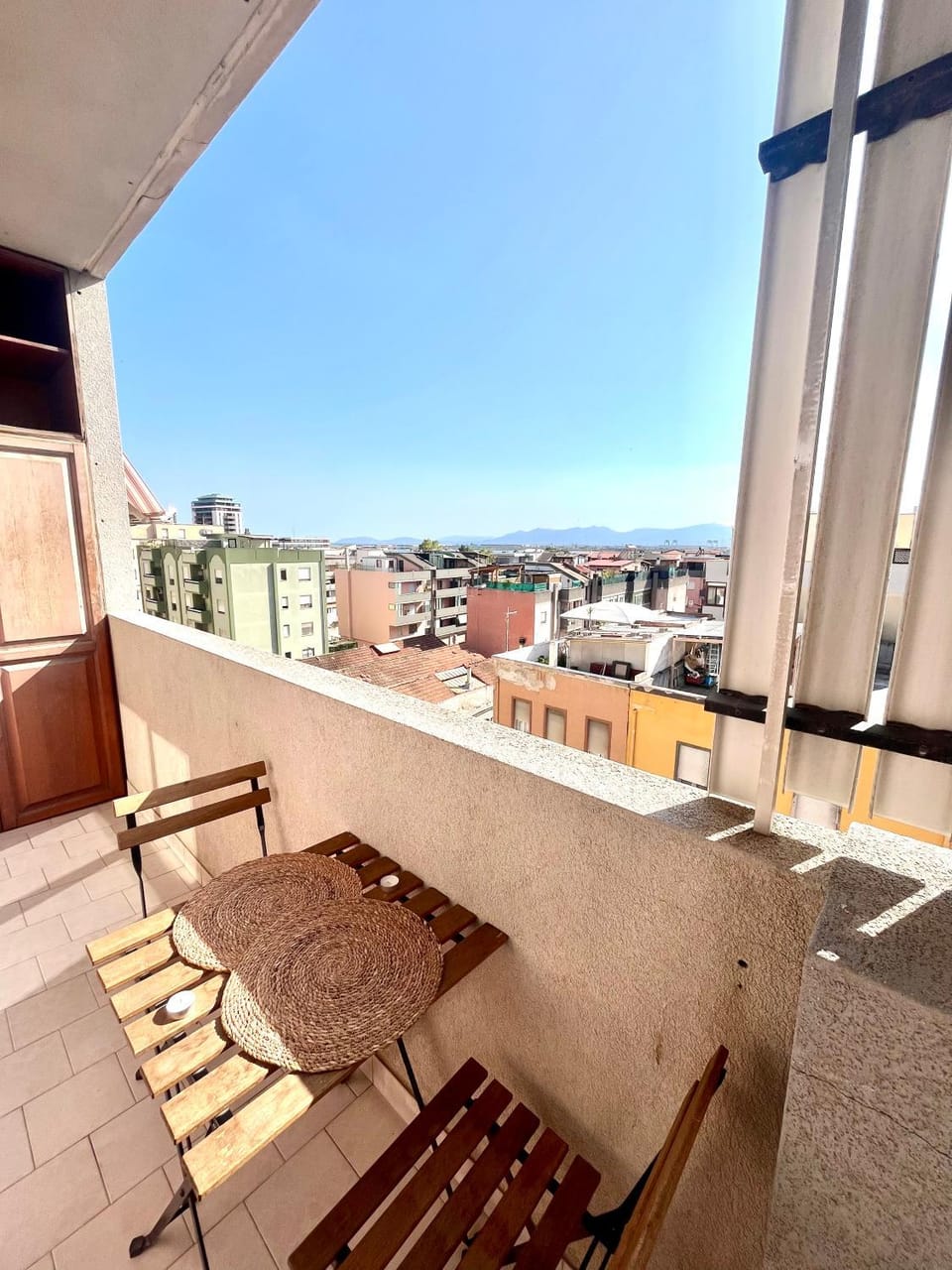 Balcony/Terrace, City view