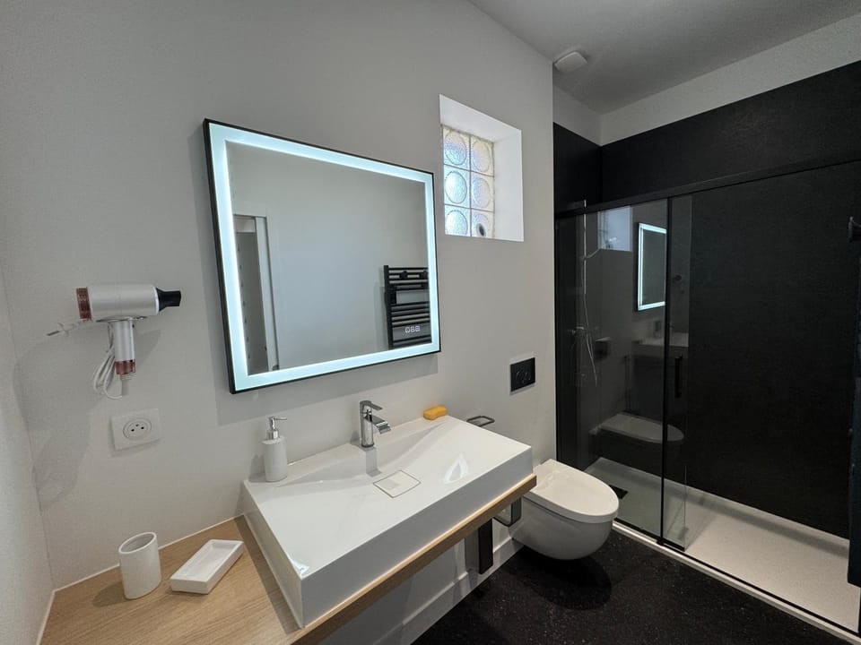 Toilet, Bathroom