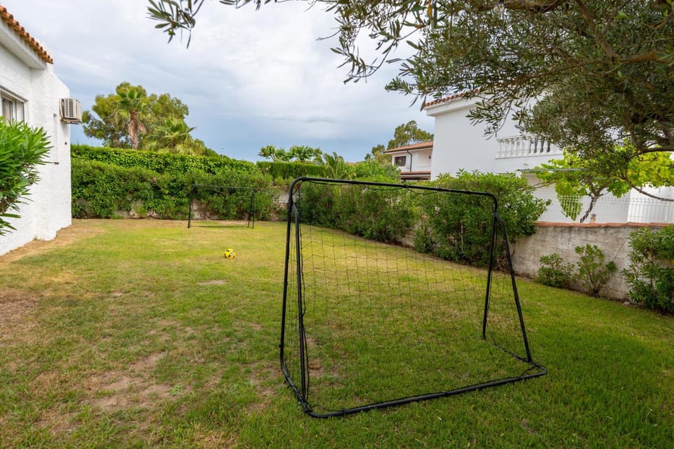 Casa Saona En Riumar ( a 100m de la playa ) House in Montsià