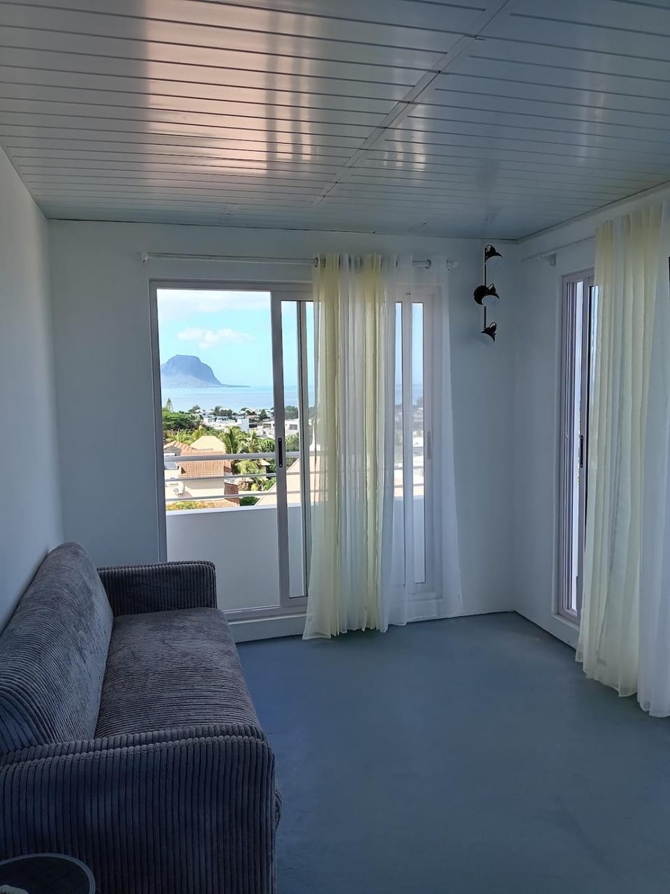 Natural landscape, Living room, Seating area, Mountain view, Sea view