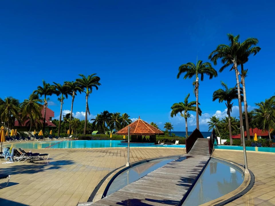 Sea view, Swimming pool