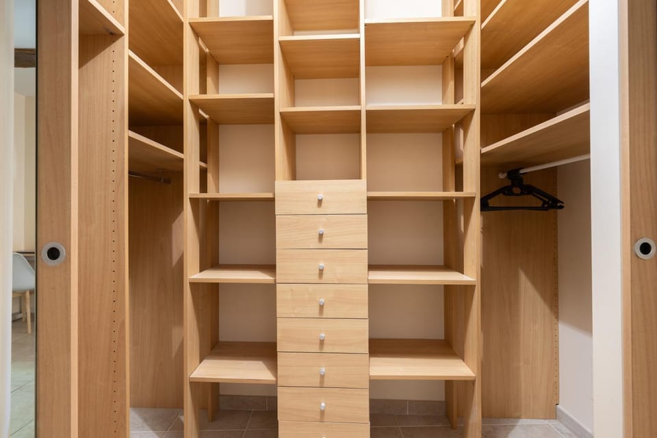 wardrobe