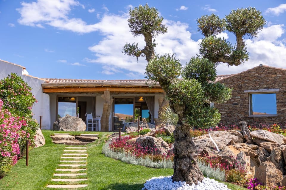 Property building, Garden, Garden view