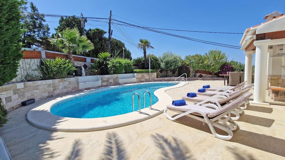 Solarium, Other, Area and facilities, Swimming pool