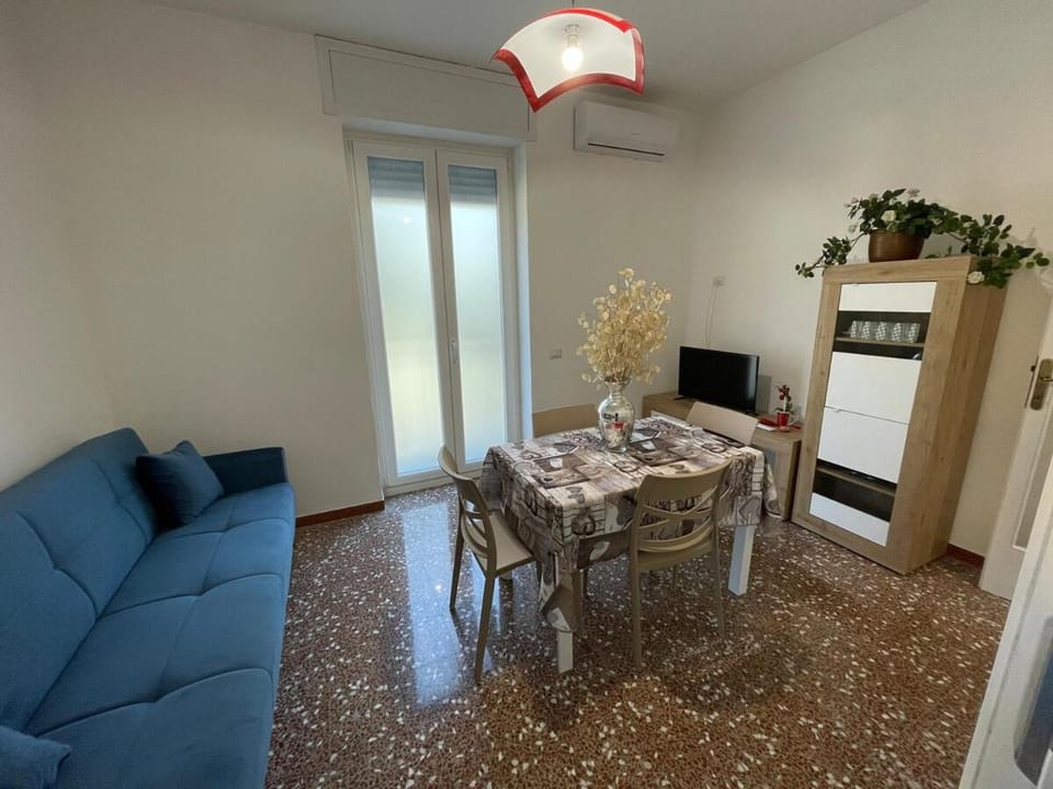 -15min Cascate Marmore- Ampio Appartamento, Park gratuito Apartment in Terni
