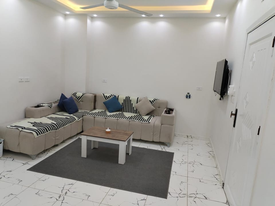 TV and multimedia, Seating area