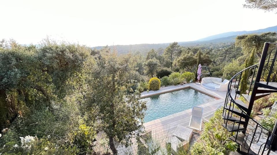 villa 4ch 2 Sdb vue imprenable Villa in Fréjus