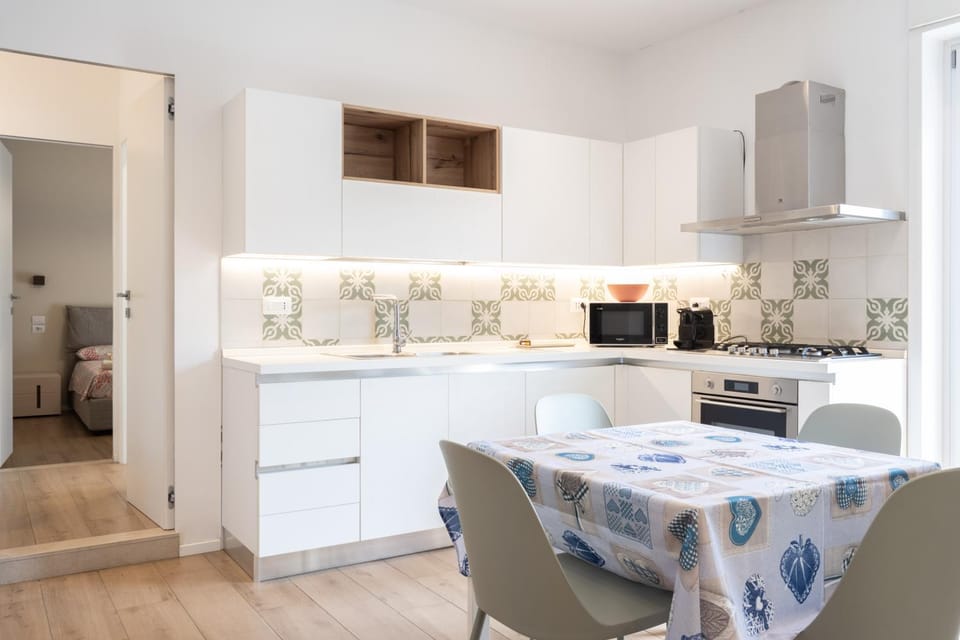 Living room, Communal kitchen