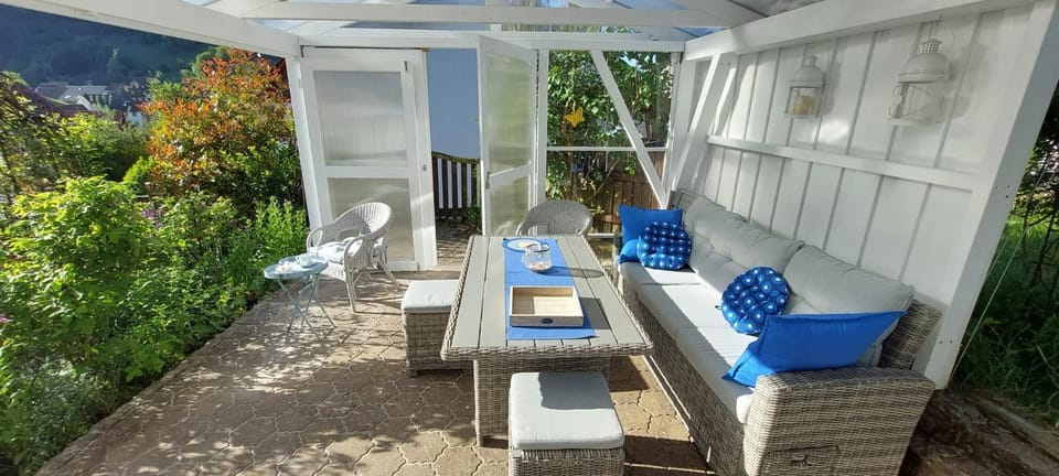 Garden, Seating area
