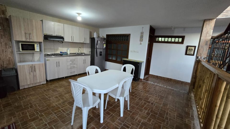 Communal lounge/ TV room, Kitchen or kitchenette