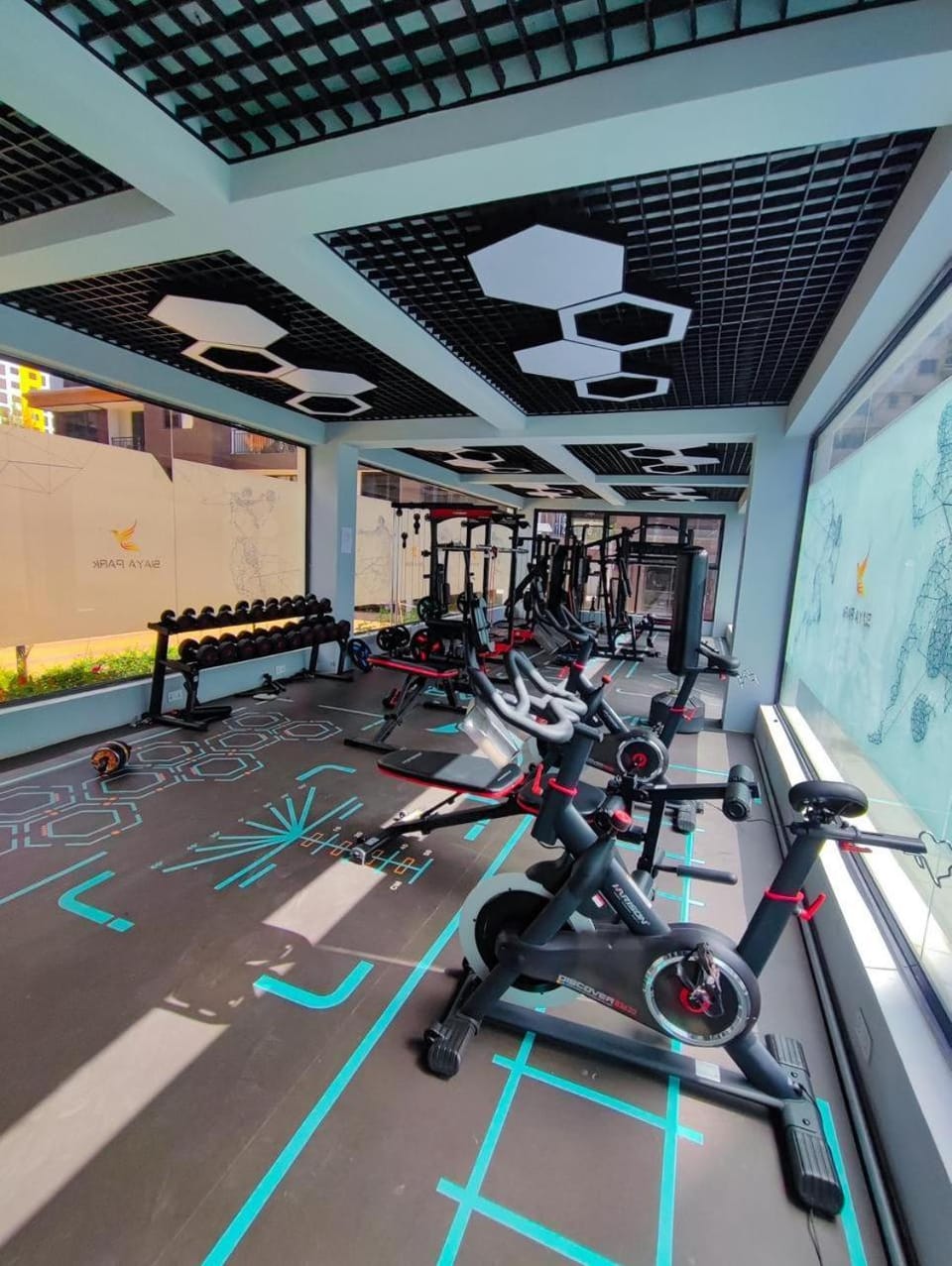 Elegant modern retreat residencies with heated swimming pool ,fully equipped gym and rooftop chillspot with amazing breathtaking city views Apartment in Nairobi