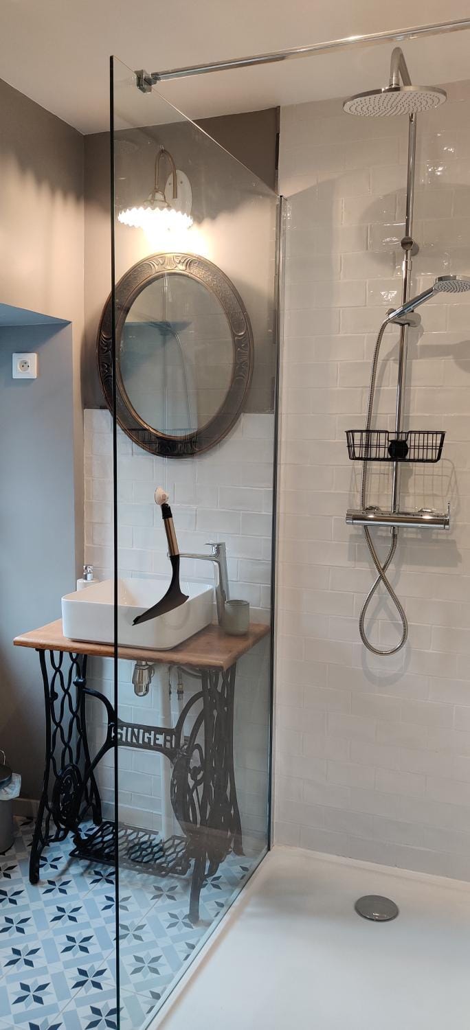Shower, Bathroom