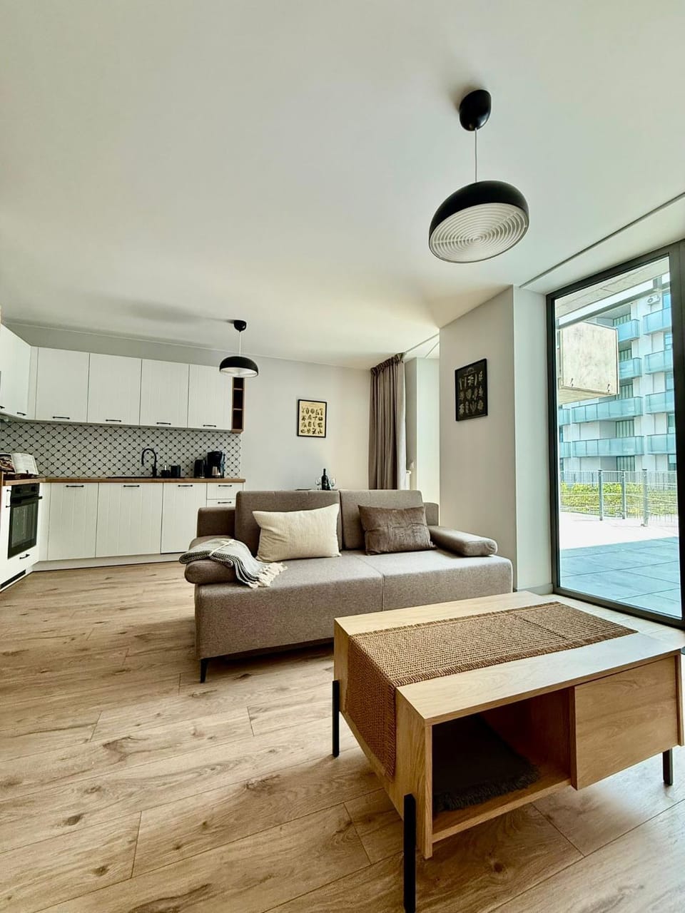 EASY RENT- Reduta 120, 2 Bedroom, Faktura Apartment in Masovian Voivodeship