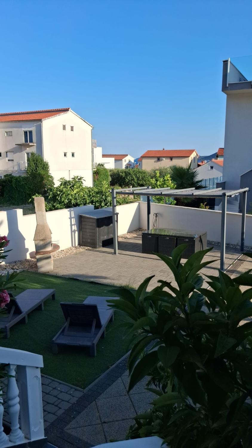 Villa Nicky I Apartment in Lika-Senj County