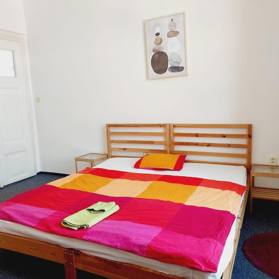 Just 3 min Walk Old Town Center private room A Vacation rental in Prague