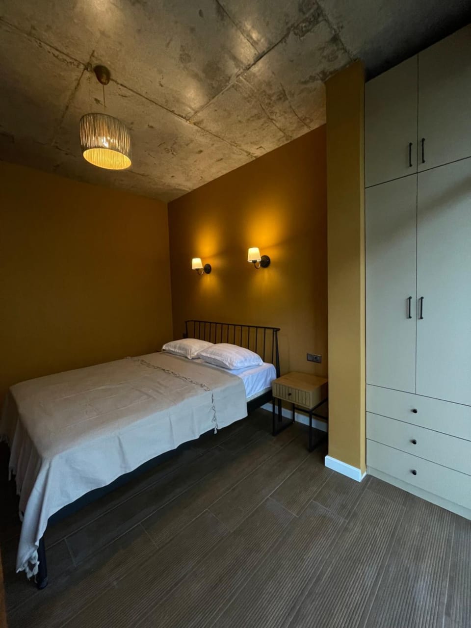 Bed, Photo of the whole room, Bedroom, wardrobe