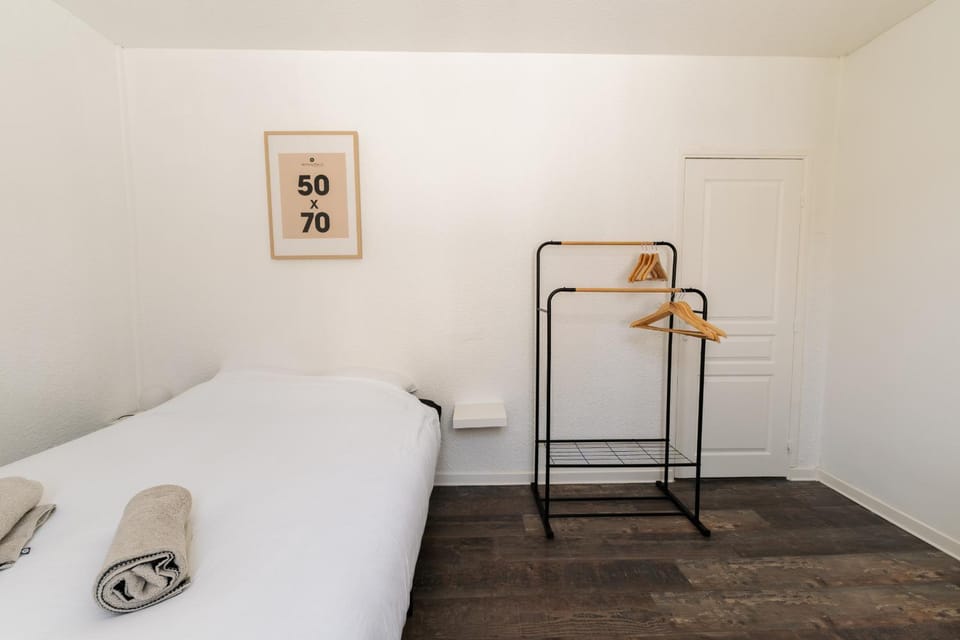 Le Joubert Apartment in Valence