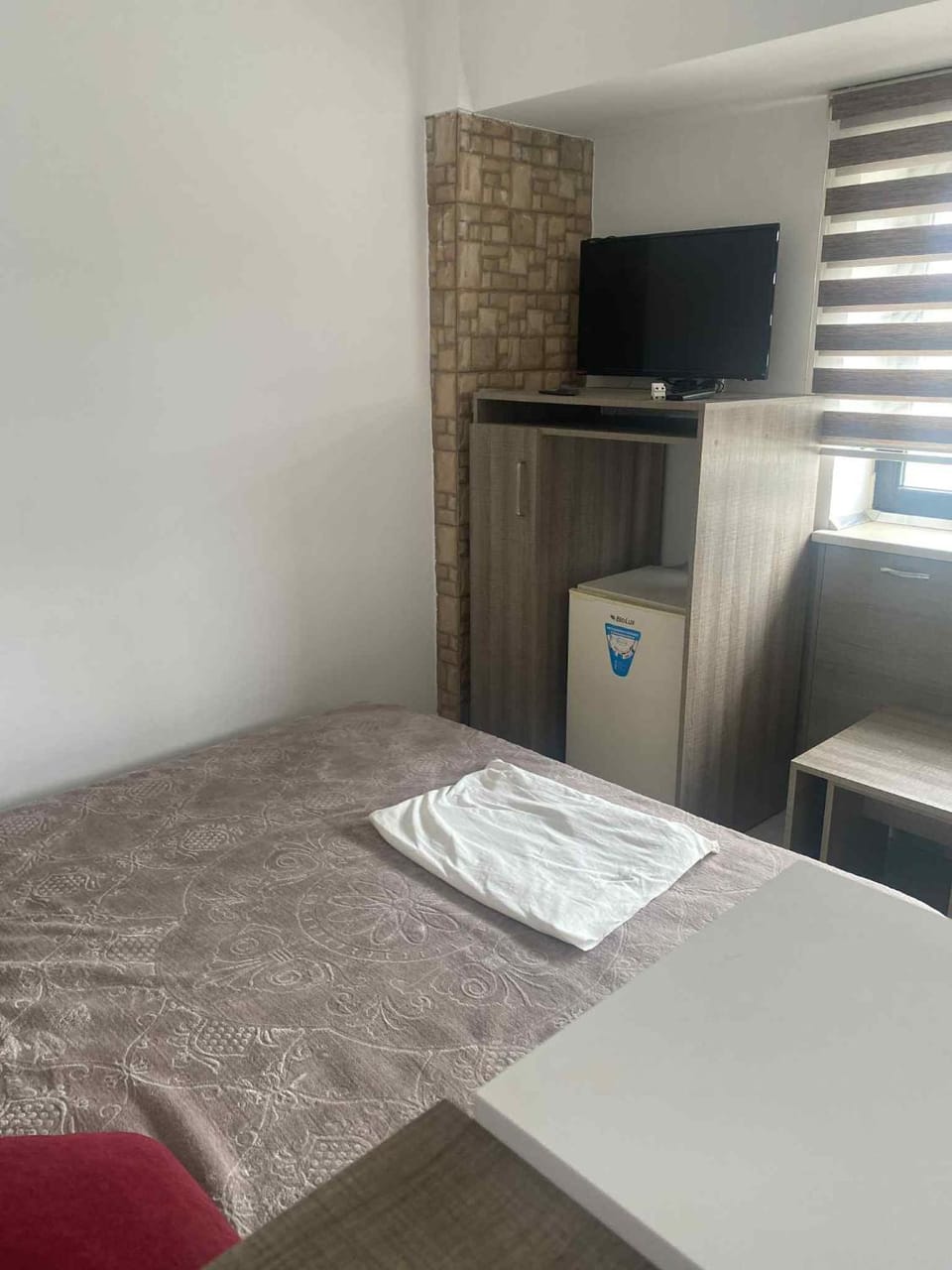 Bed, TV and multimedia