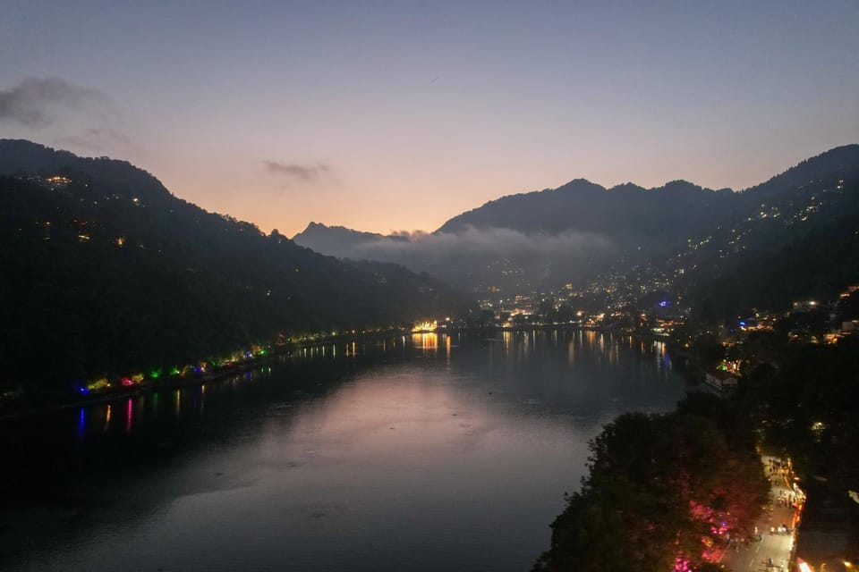 Alaya Stays Headingly Suites Lake-Facing 2 BHK Retreat Just Above Mall Road Villa in Uttarakhand