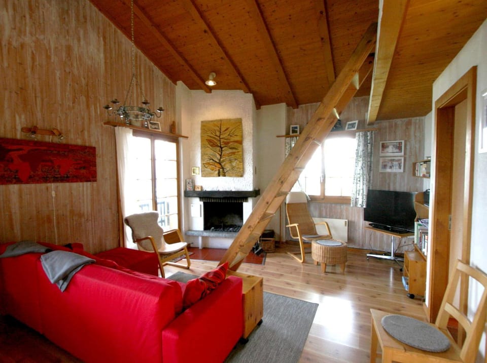 Chalet Dalecarlia Chalet in Riddes