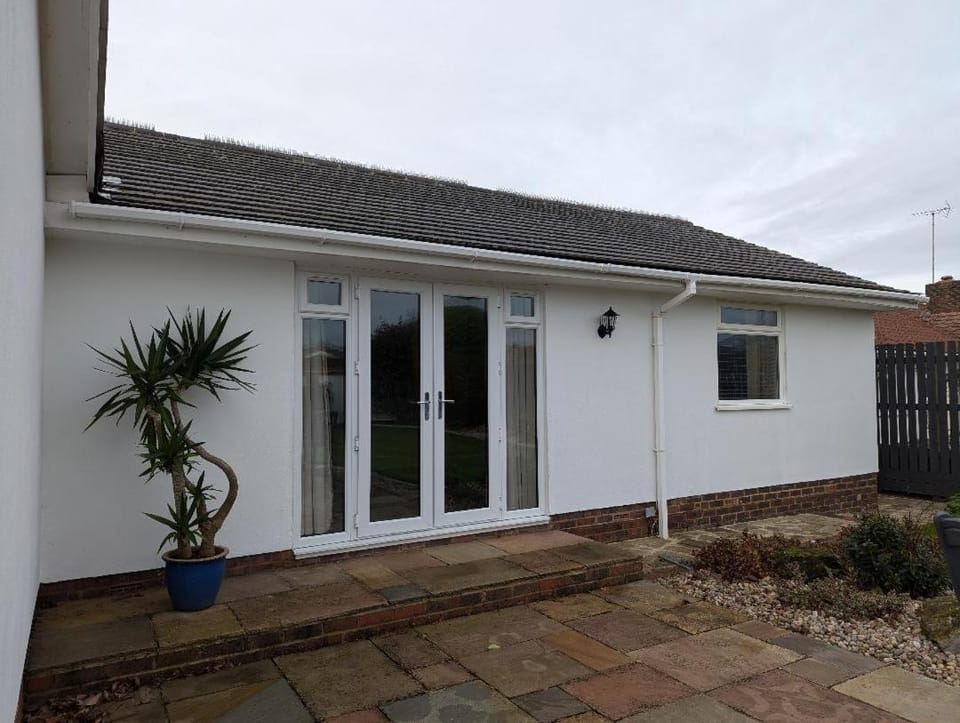 1 Bedroom property - 5 minutes from the beach Apartment in Arun District