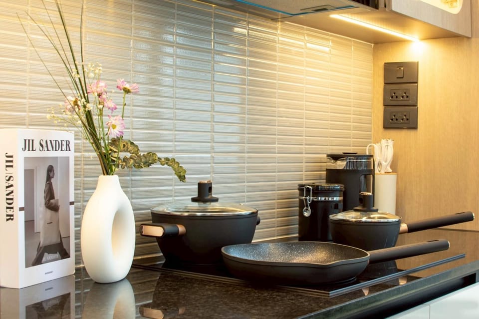 Coffee/tea facilities, Kitchen or kitchenette, minibar