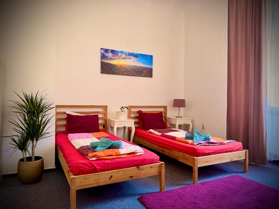 Just 3 min Walk Old Town Center private room B Vacation rental in Prague