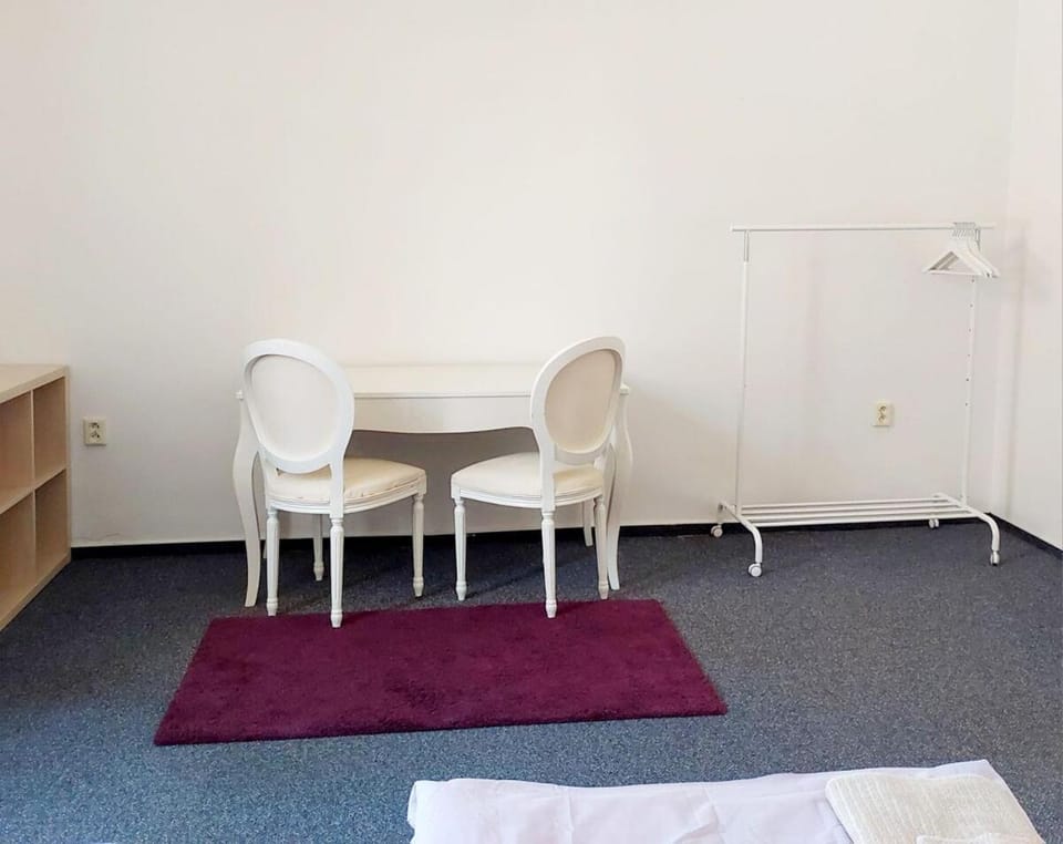 Just 3 min Walk Old Town Center private room B Vacation rental in Prague