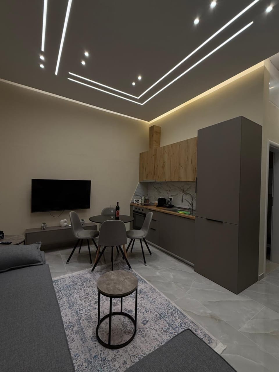TV and multimedia, Kitchen or kitchenette, Living room, Seating area, Dining area, minibar