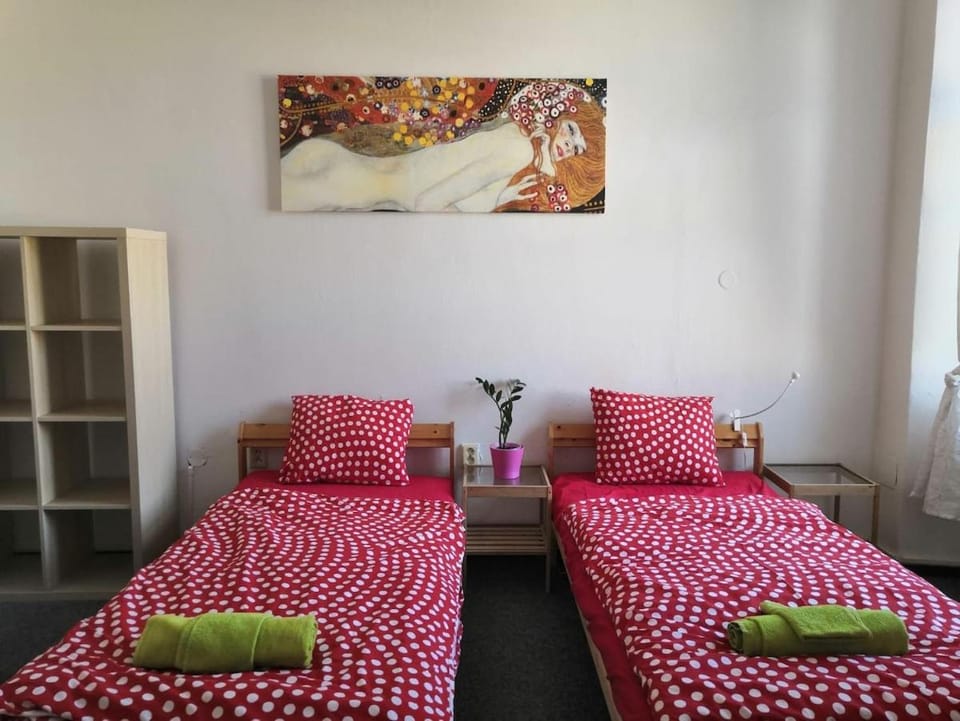 3 min Walk Old Town Center private room A Vacation rental in Prague