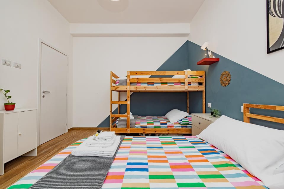 Bed, bunk bed