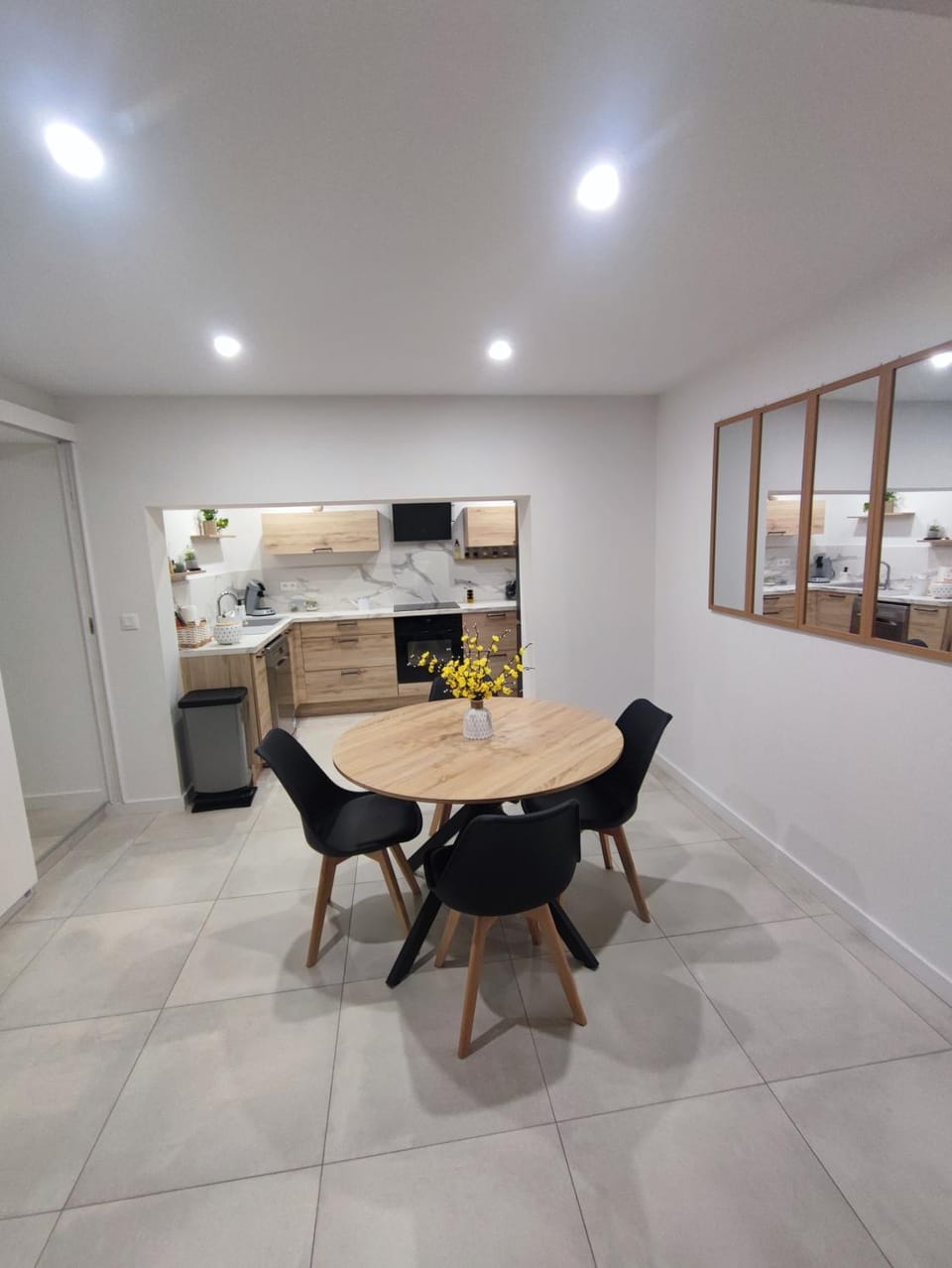 Chez Cricri, modern accommodation Apartment in Occitanie