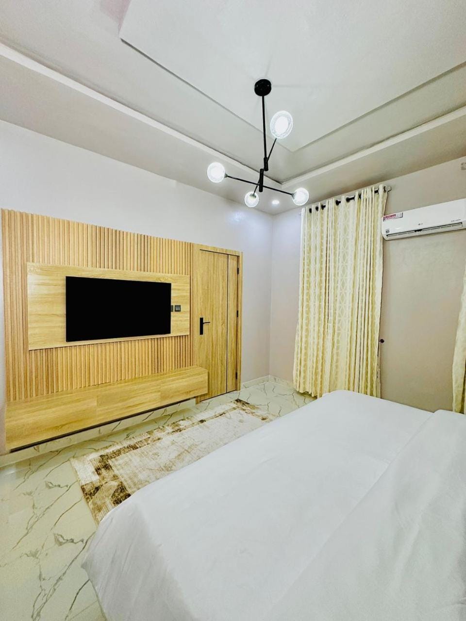 Relaxing 2 Bedroom Beach Escape Lekki Abraham Adesanya Ajah Apartment in Lagos, Nigeria