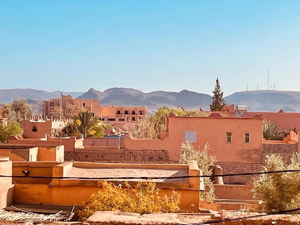 Relax Family 06 - Cozy Studio in City Center Apartment in Souss-Massa