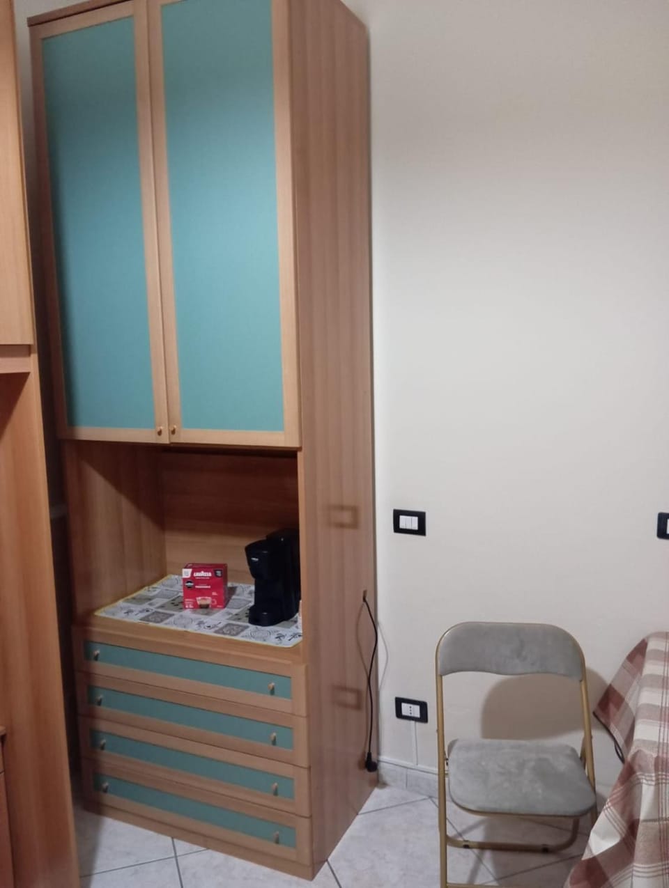 wardrobe